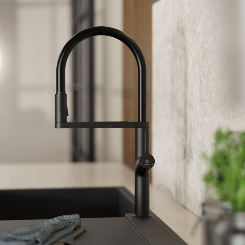 WK 2 en noir, Mitigeur de cuisine avec tuyau flexible Soft-Touch et douchette